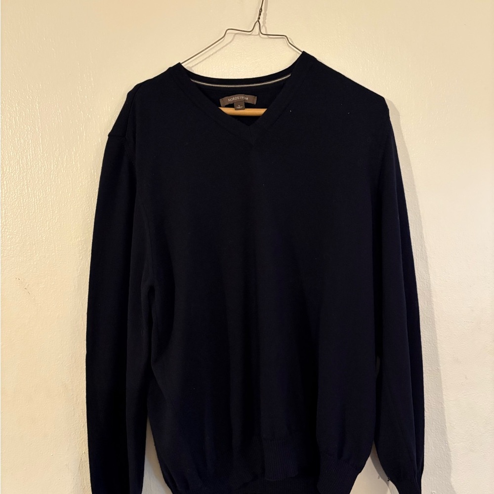 Nordstrom Women's Black V-Neck Sweater
